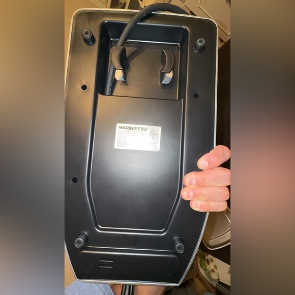 Waring Professional Restaurant WMK300 Belgian Waffle Maker, Brushed Stainless - Picture 7 of 17